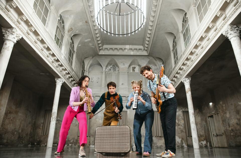 Gedankenreiseorchester | © Reza Majdodin