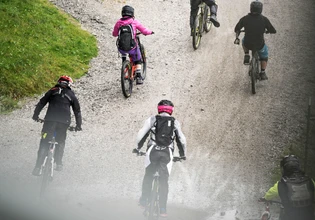 GirlsShredToo_18_MichaelGeißler