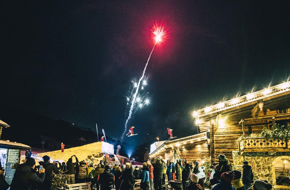 _A7S0297_Easy-Resize.com