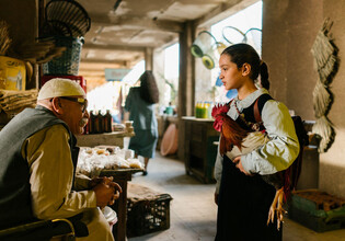 03_Ein_Kuchen_für_den_Präsidenten_02©Vuelta-Germ