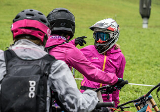 GirlsShredToo_12_MichaelGeißler