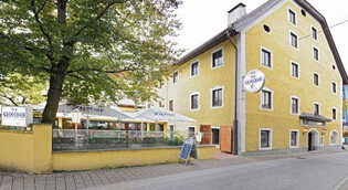 Grieche_außen | © Restaurant zum Griechen