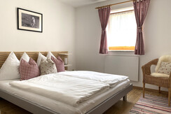 Apartment Resi Schlafzimmer Doppelbett