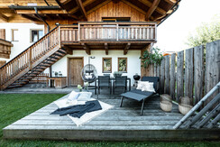 Privater umzäunter Garten mit Terrasse - App. #3