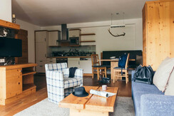 Apartment Schwarzleo 2 - kitchen & living room Apartment Schwarzleo 2 - kitchen & living room