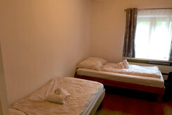 Schlafzimmer 4