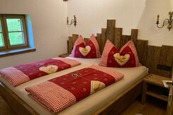 Schlafzimmer 1