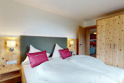 Sonnkogel Schlafzimmer1