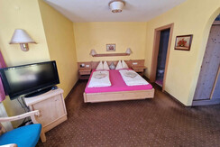 Doppelzimmer Lindenhof1 Doppelzimmer Lindenhof1