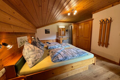Schlafzimmer Westseite neu