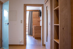 vorraum-ferienwohnung-hanna-leogang