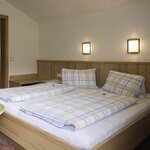Photo of double room with shower, WC