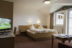 digital_13x18_cb_photography_Zimmer_Gaststube-7