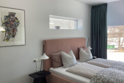 13CD67CA-2854-4D7E-ADB0-93C0AE6E30F5