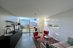 B667A0B7-DF55-4F04-9436-C2FC09DB52F6