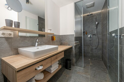 Room Pictures_Room_1SZS_10