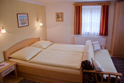Beispielbild Doppelzimmer mit Couch