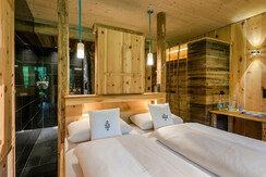 mama_thresl_0717-9911