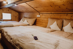 06BD5C37-431D-4208-B9B0-328A564061FB