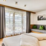 Photo of triple room with shower or bath tube, WC