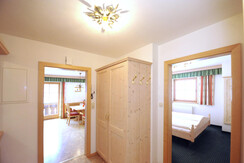 43DSC_3178_asitz_vorraum-scaled