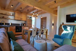 Natur Loft FichtenWald Küche und Wohnbereich OG