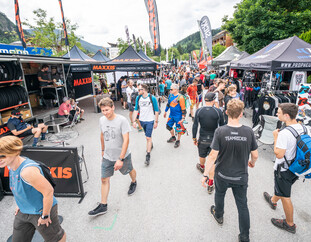 UCI MTB DHI Weltcup and Out of Bounds Festival Expo Area Leogang | © Stefan Voitl
